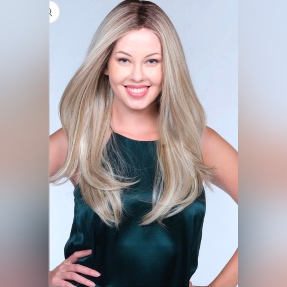 Belle Tress Dolce 23" NWT Sugar Cookie Hazelnut